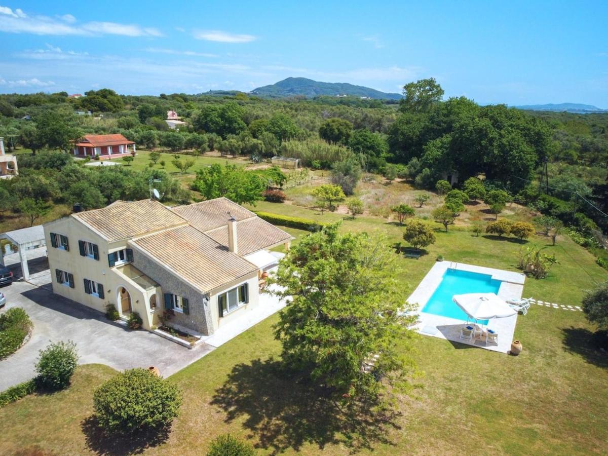 Villa Gaia Halikounas